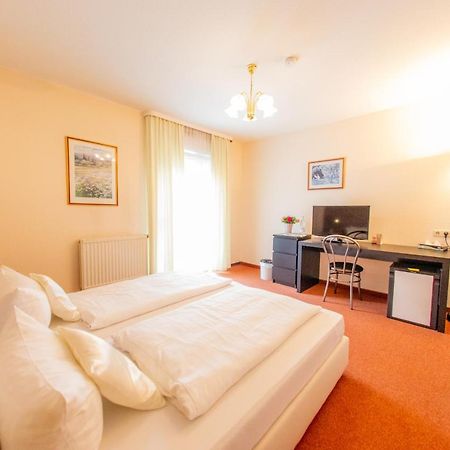Hotel Centro Fuerth Nuernberg ภายนอก รูปภาพ